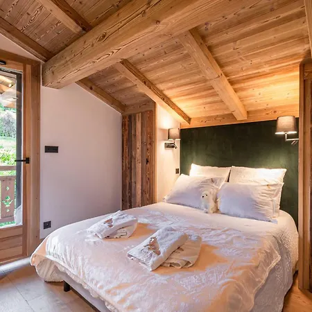 Chalet Superb Isatis-renovated In Megève