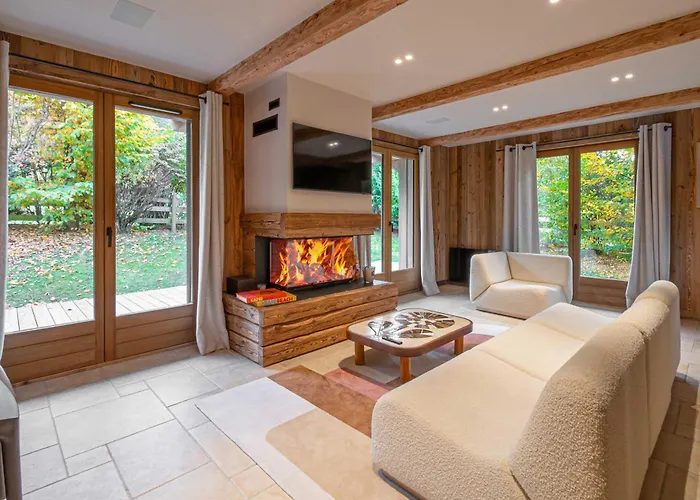 Superb Isatis-renovated In Chalet