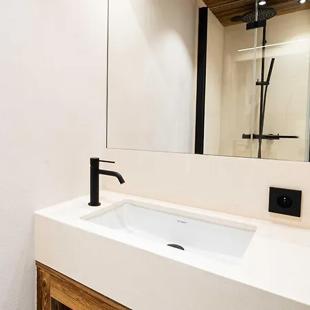 Superb Isatis-renovated In *